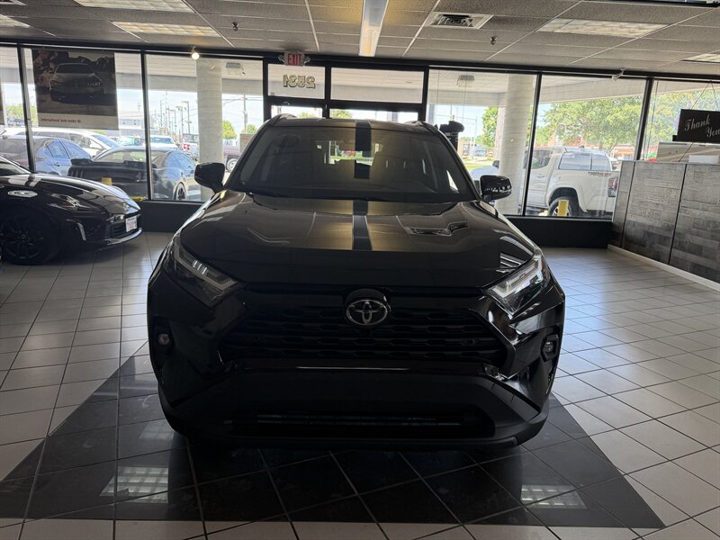 Used 2025 Toyota RAV4 XLE AWD/4WD image 5