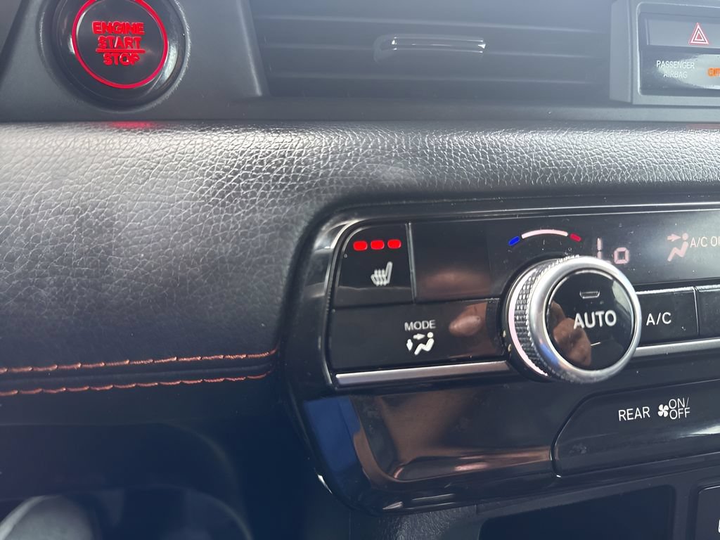 Used 2025 Honda Pilot TrailSport image 26