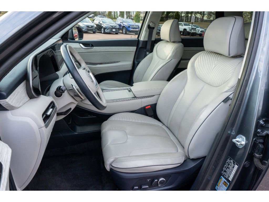 Used 2024 Hyundai Palisade Calligraphy image 11