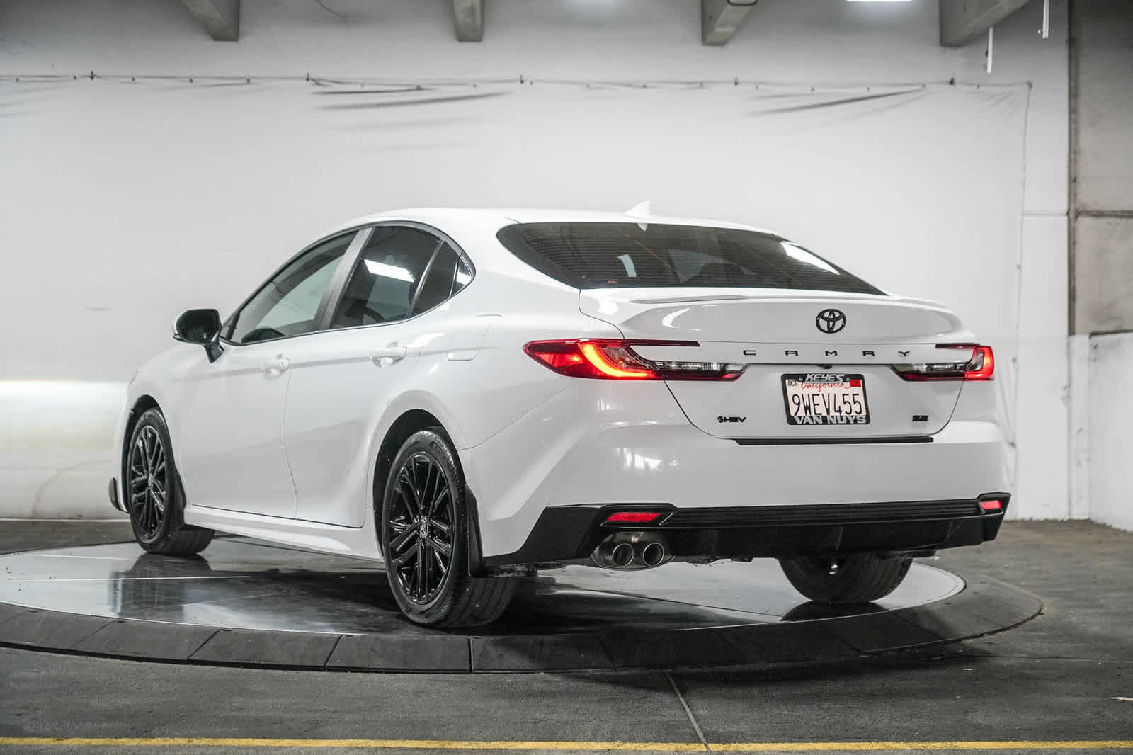 Certified 2025 Toyota Camry SE w/ Convenience Package FWD image 2