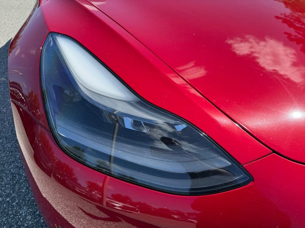 Used 2023 Tesla Model 3 Performance image 4