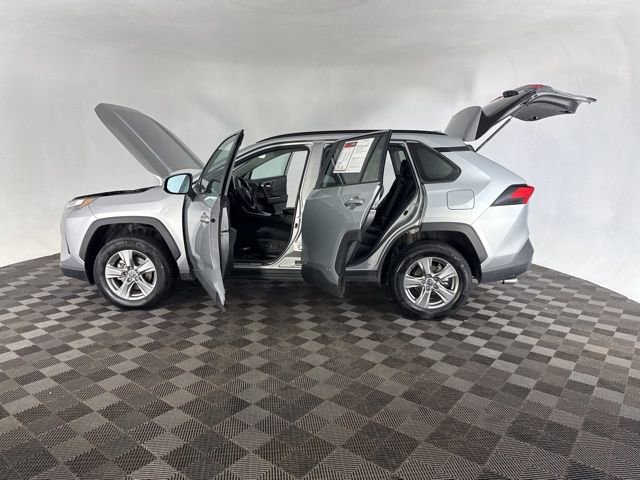 Used 2024 Toyota RAV4 XLE image 11