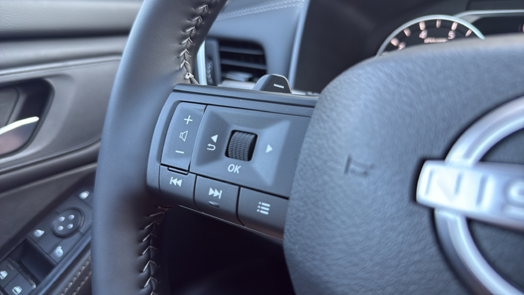 New 2026 Nissan Rogue SV AWD/4WD image 22