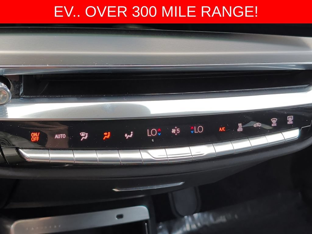 Used 2024 Cadillac Lyriq Luxury w/ LPO, Floor Liner Package AWD/4WD image 23