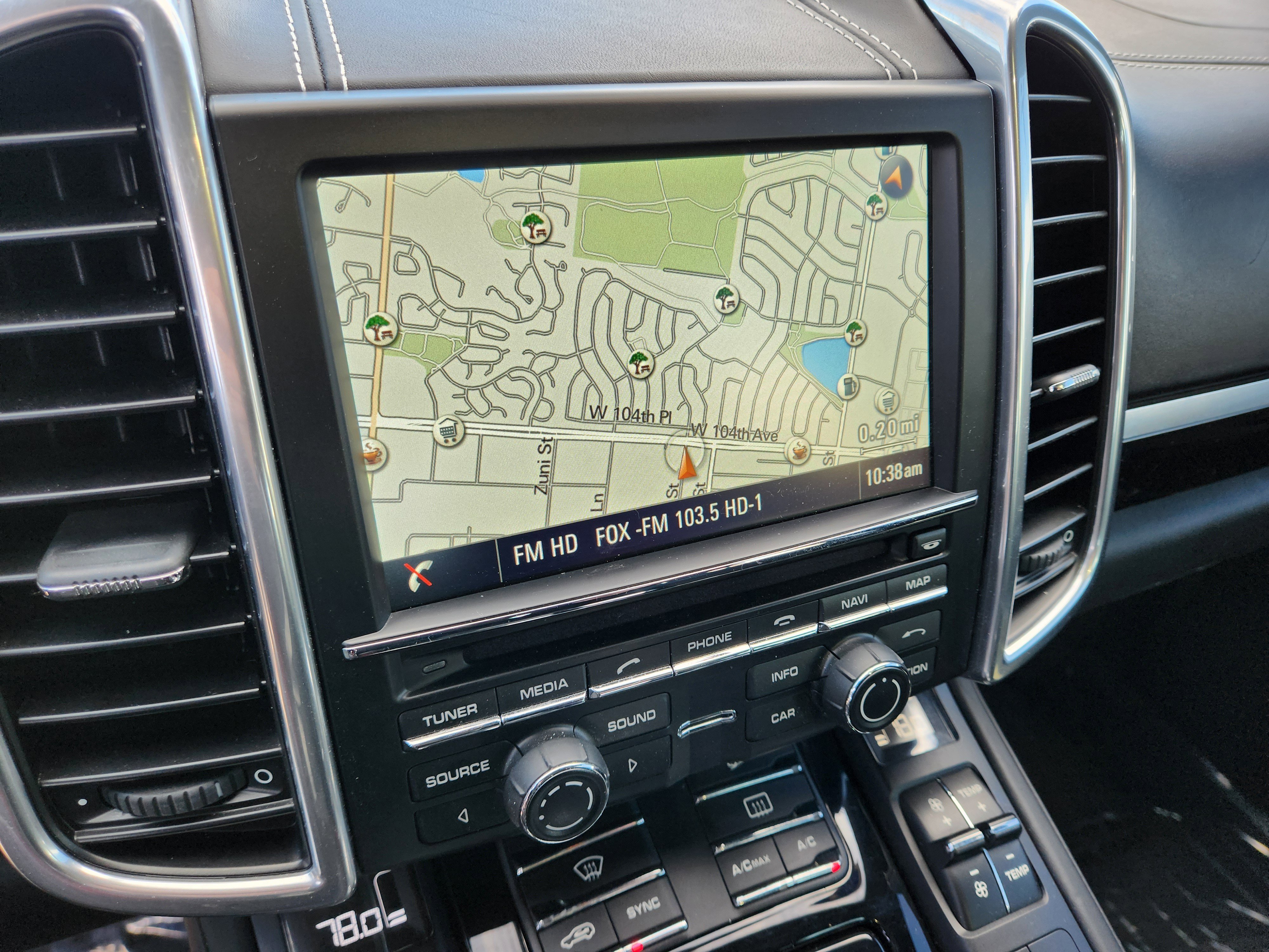 Used 2016 Porsche Cayenne GTS image 15