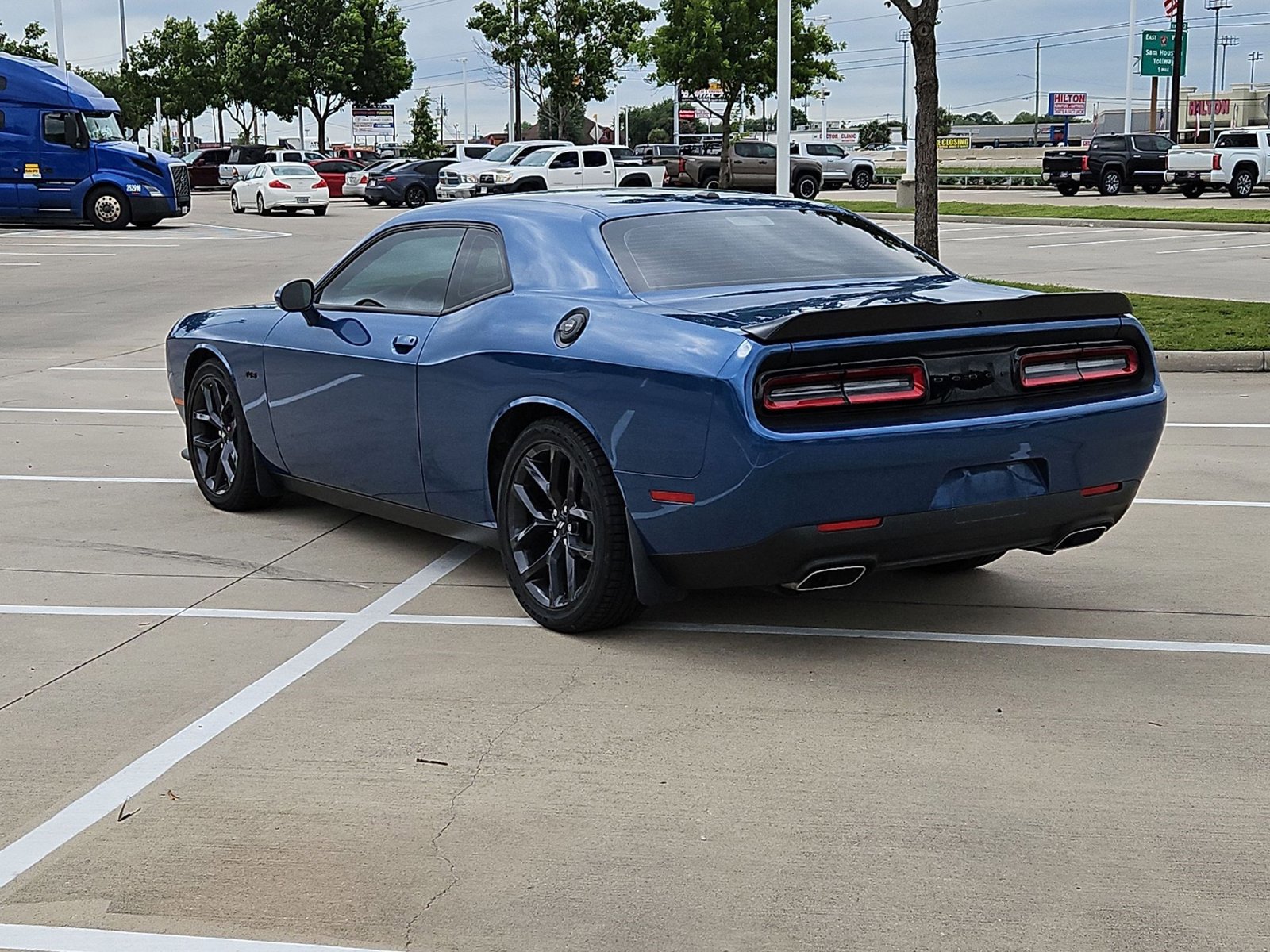 Used 2023 Dodge Challenger R/T w/ Blacktop Package RWD image 7