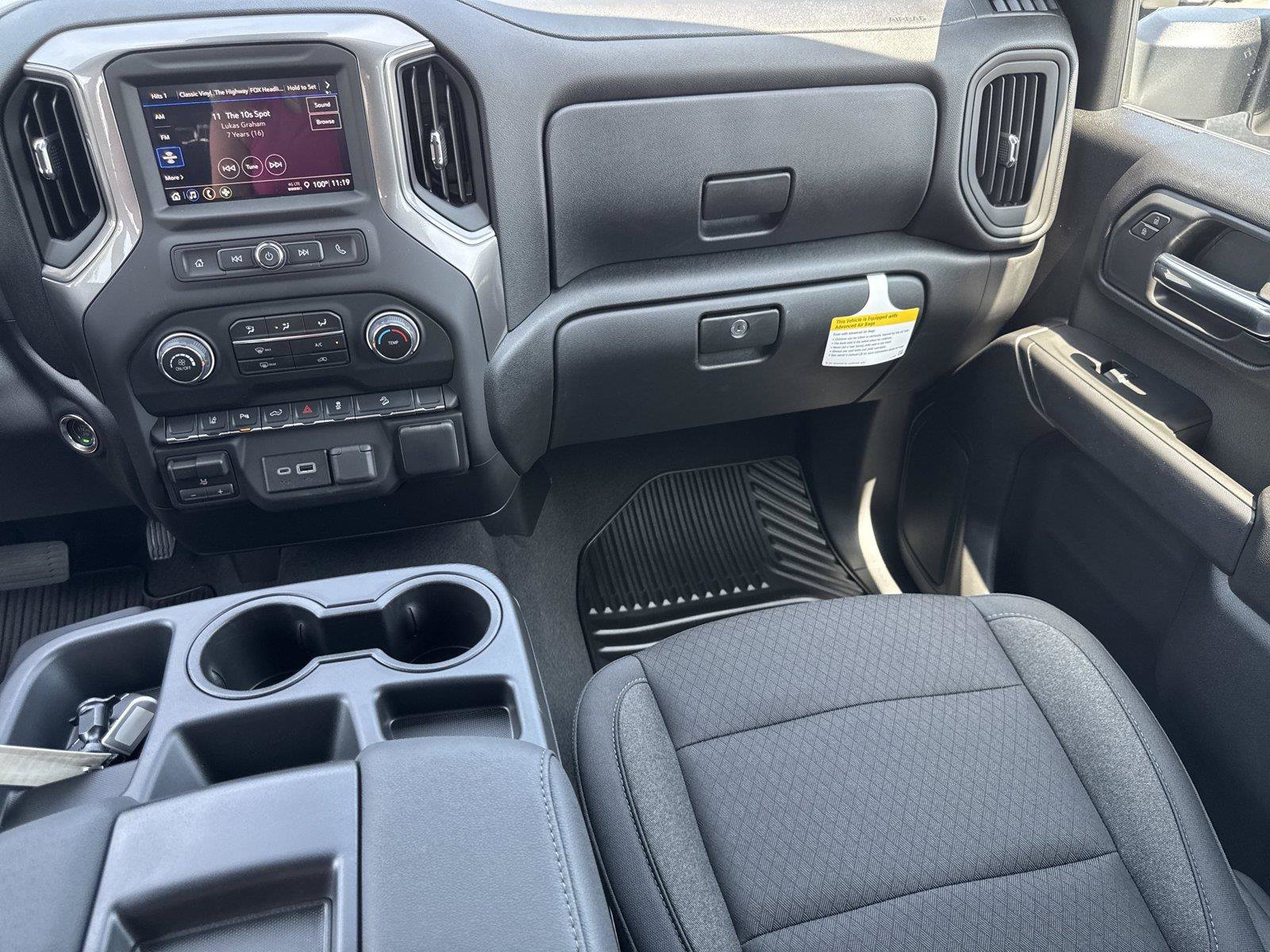 New 2026 Chevrolet Silverado 2500 Custom w/ Custom Value Package AWD/4WD image 15