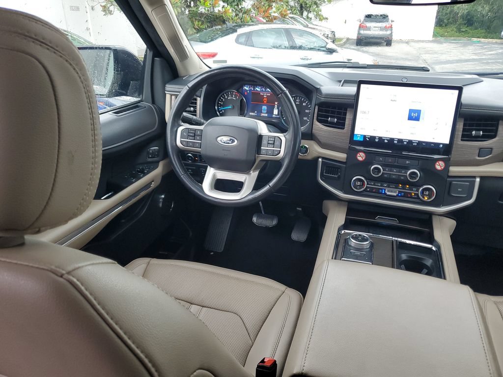 Used 2024 Ford Expedition Max Limited RWD image 15