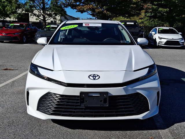 Certified 2025 Toyota Camry LE FWD image 2