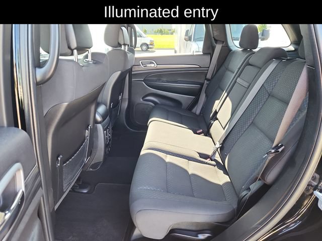 Used 2021 Jeep Grand Cherokee Laredo AWD/4WD image 26