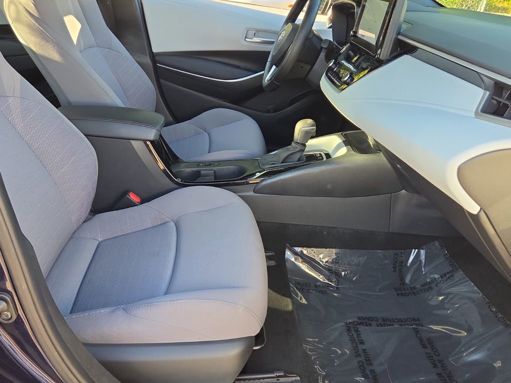 Used 2023 Toyota Corolla SE image 17