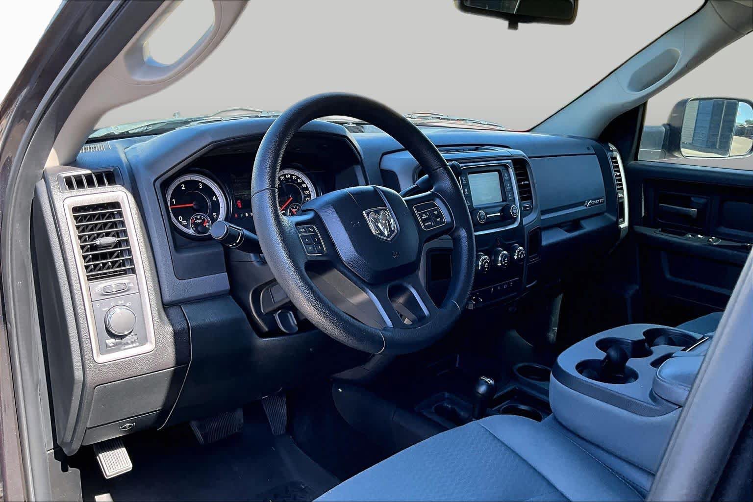 Used 2015 RAM 2500 Tradesman w/ Chrome Appearance Group AWD/4WD image 18