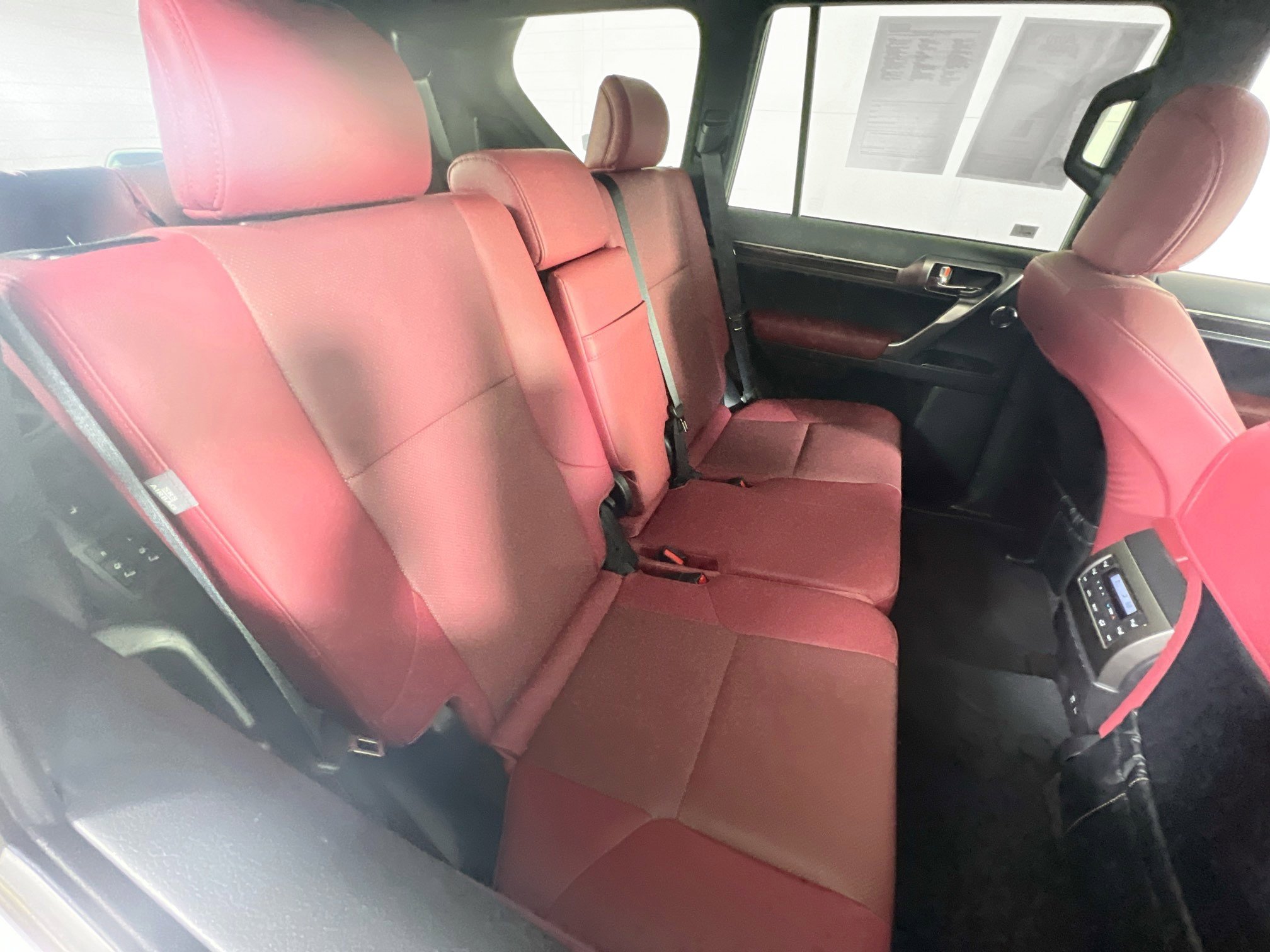 Used 2023 Lexus GX 460 Premium w/ Premium Plus Package image 28