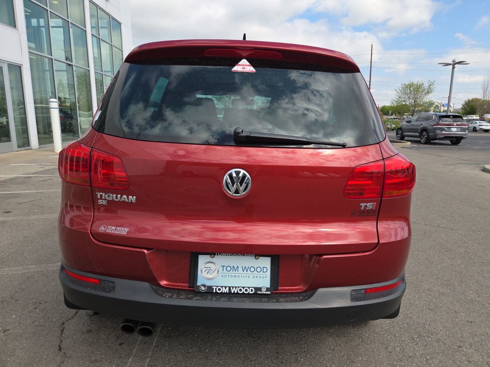 Used 2016 Volkswagen Tiguan SE image 5