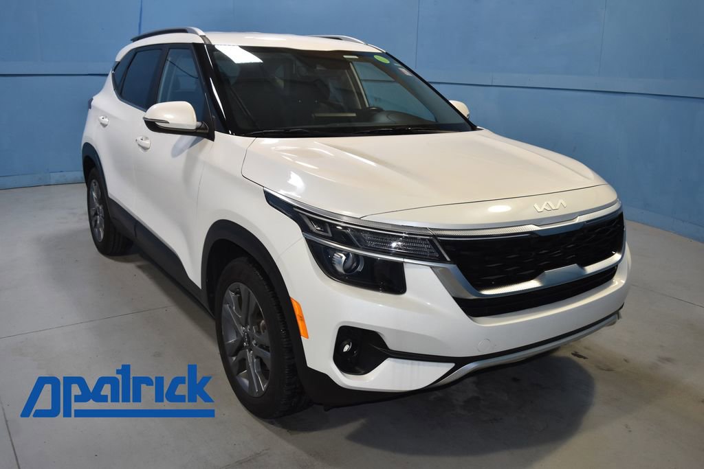 Used 2023 Kia Seltos S w/ Navigation Package