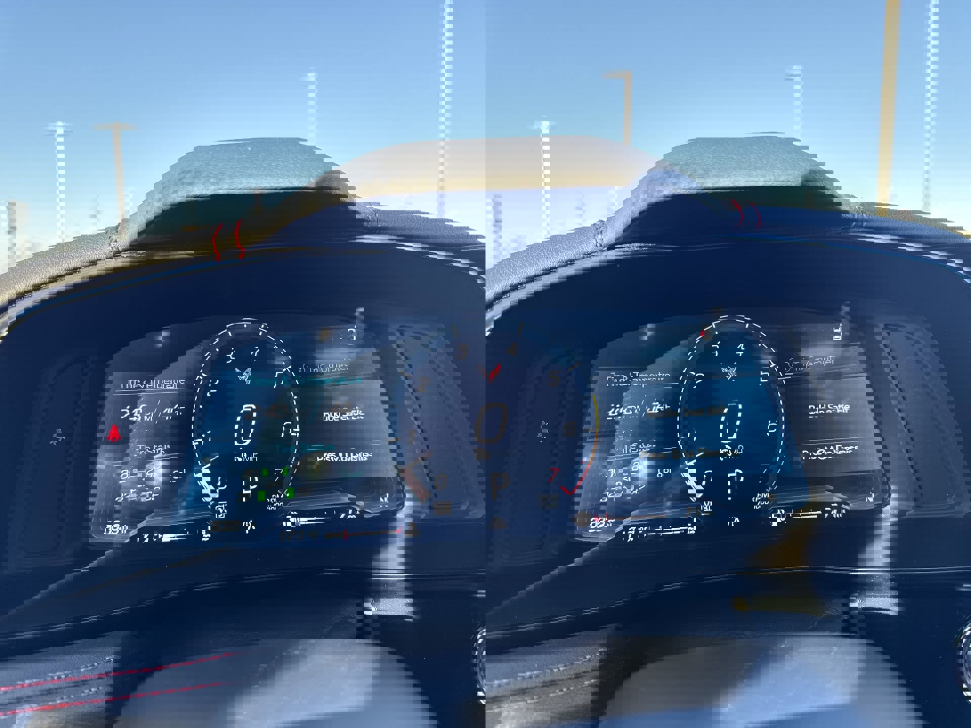 Used 2025 Chevrolet Corvette Stingray Coupe w/ 1LT image 15