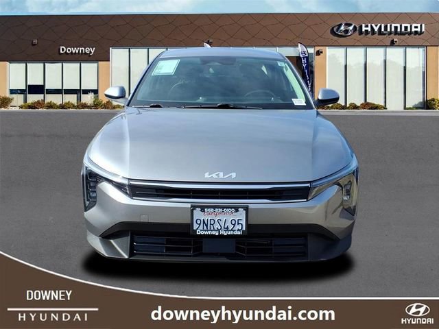 Used 2025 Kia K4 LXS image 2