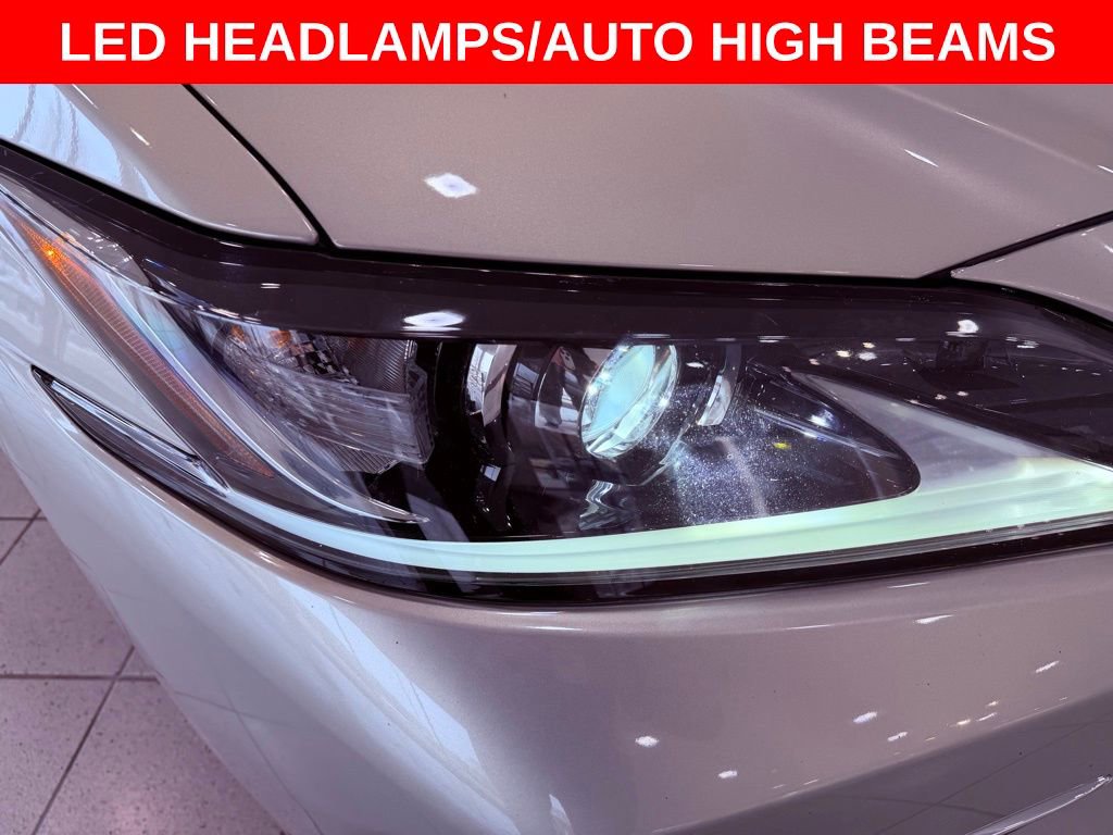 Certified 2020 Lexus ES 300h w/ Premium Package image 9