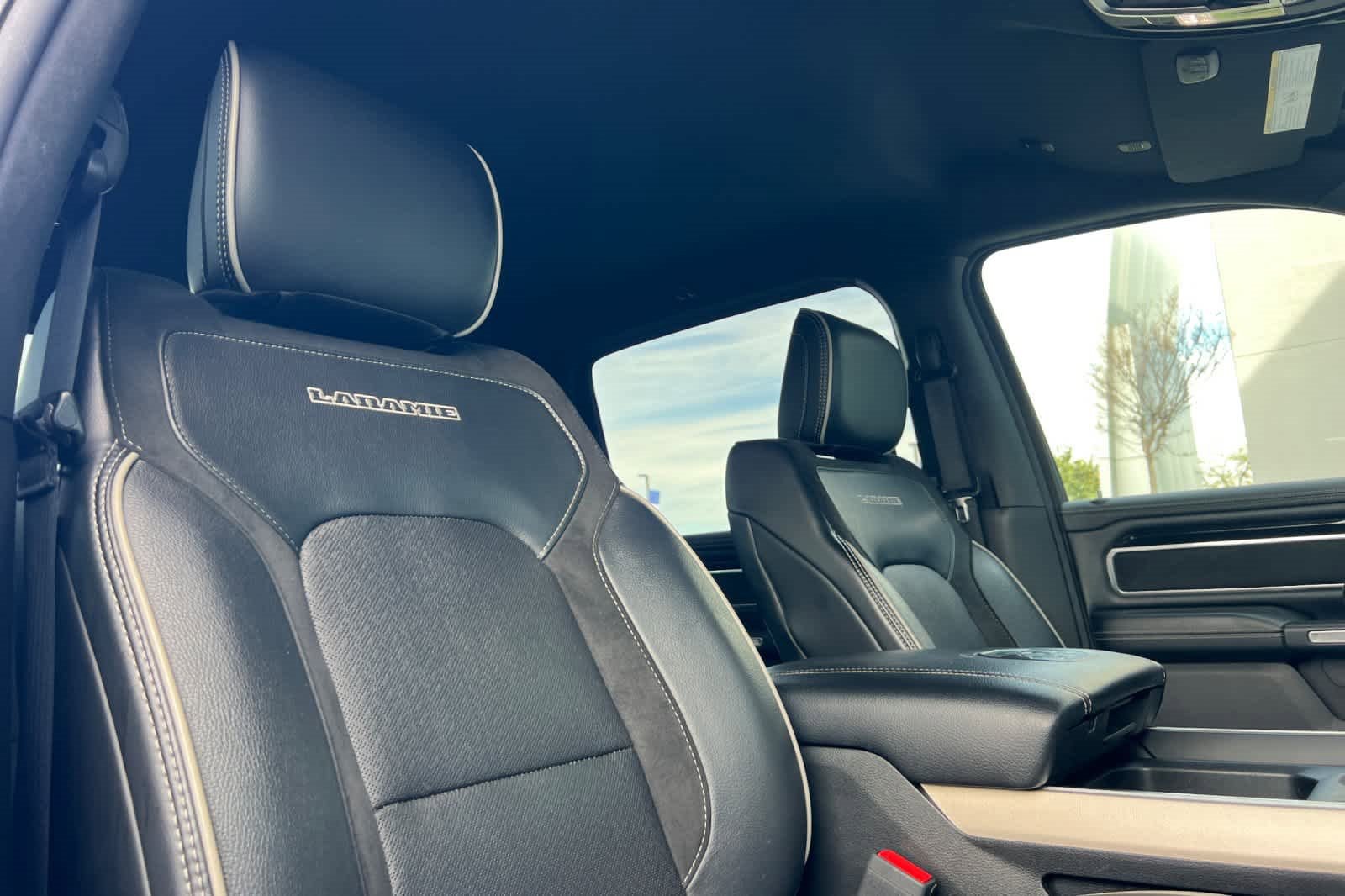 Used 2019 RAM 1500 Laramie w/ Sport Appearance Package image 21