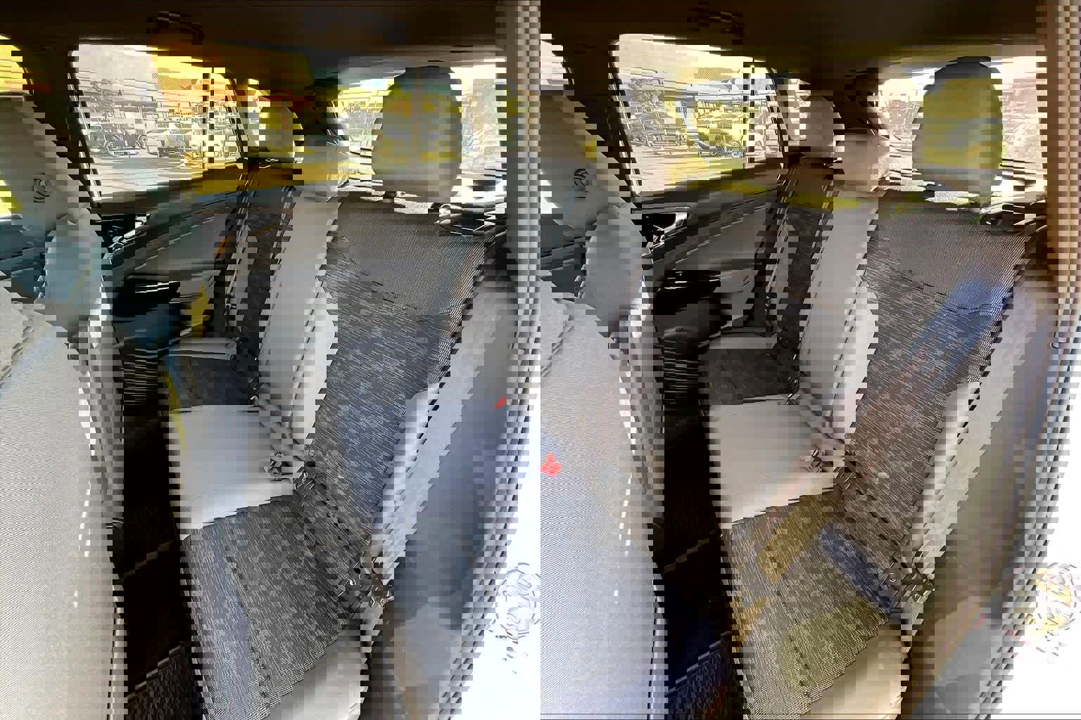 Used 2021 Volkswagen ID.4 Pro image 29