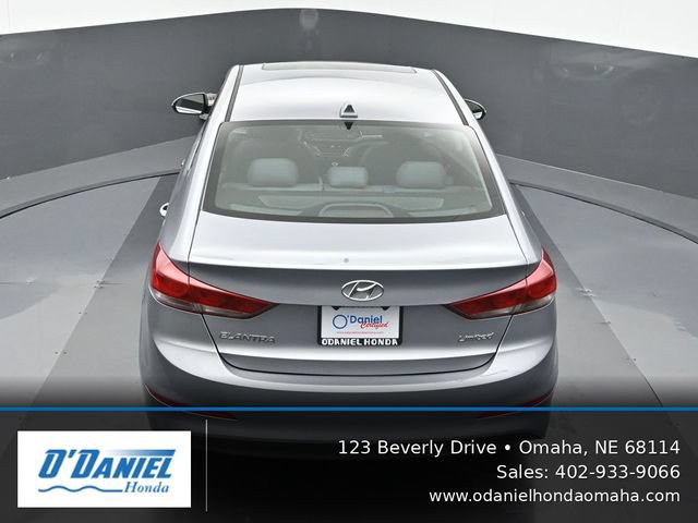 Used 2017 Hyundai Elantra Limited w/ Limited Ultimate Package 09 FWD image 17