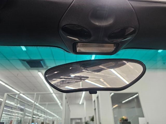 Used 2000 Porsche Boxster image 16