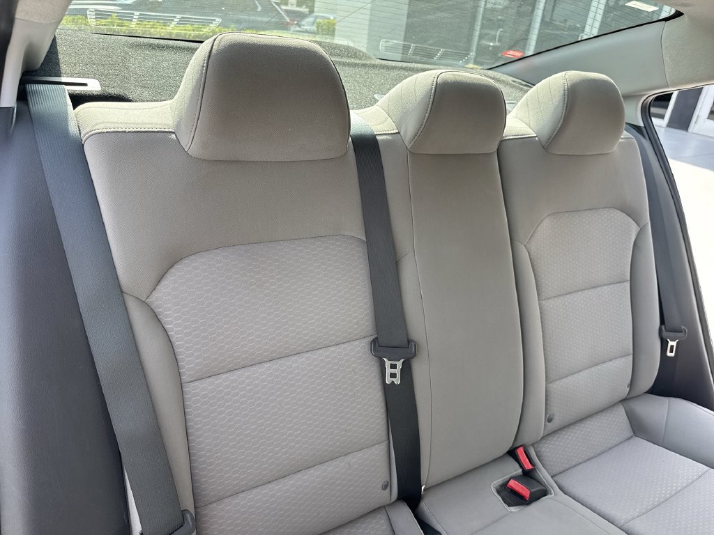Used 2019 Hyundai Elantra SEL FWD image 45