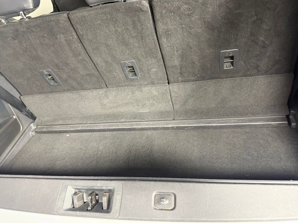Used 2025 Ford Expedition Platinum AWD/4WD image 39