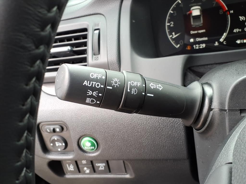 Used 2025 Honda Ridgeline Sport image 28