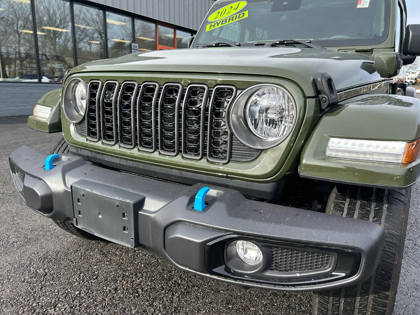 Used 2024 Jeep Wrangler Sport S w/ Convenience Group AWD/4WD image 13