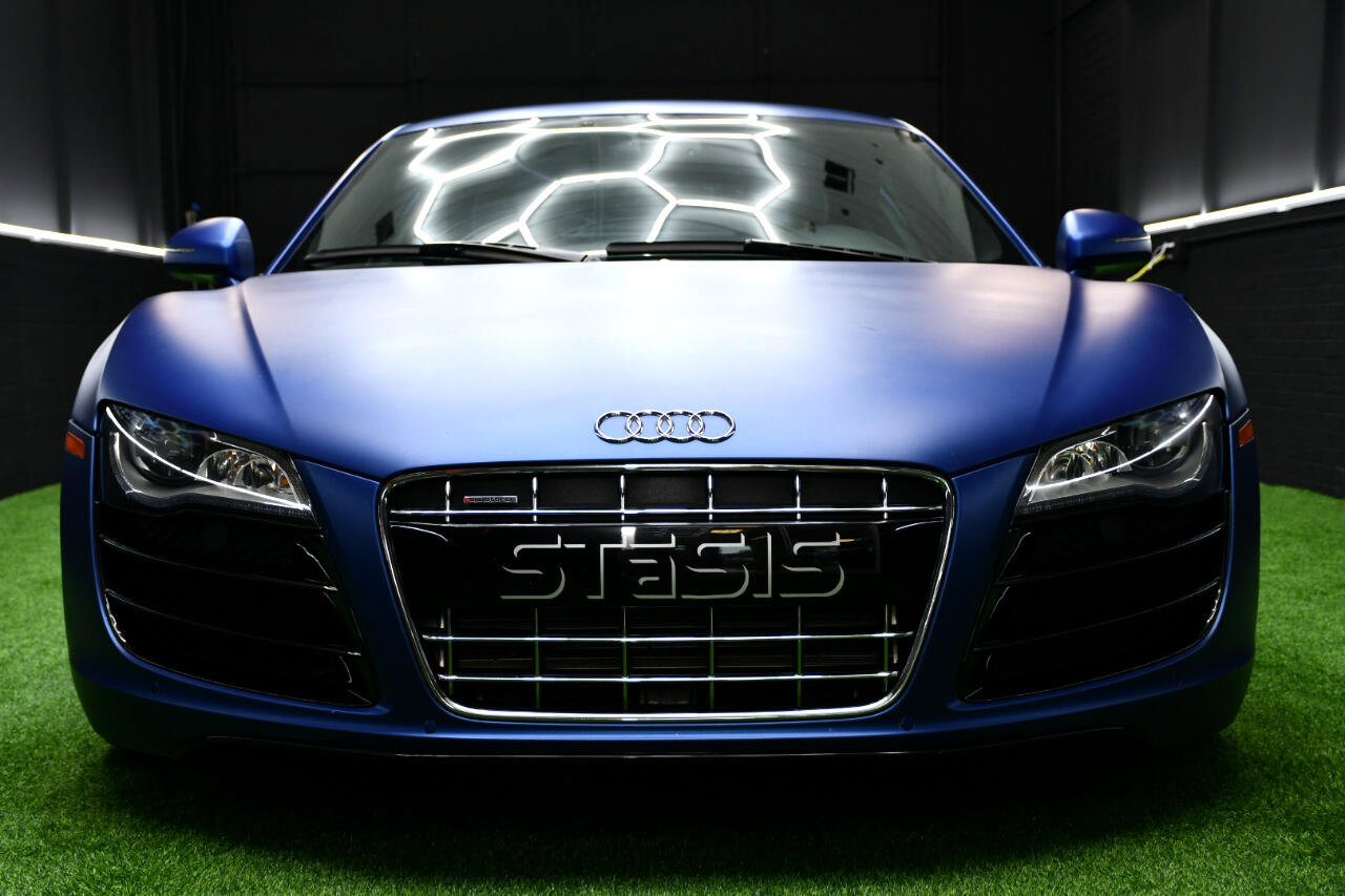 Used 2011 Audi R8 V10 image 3