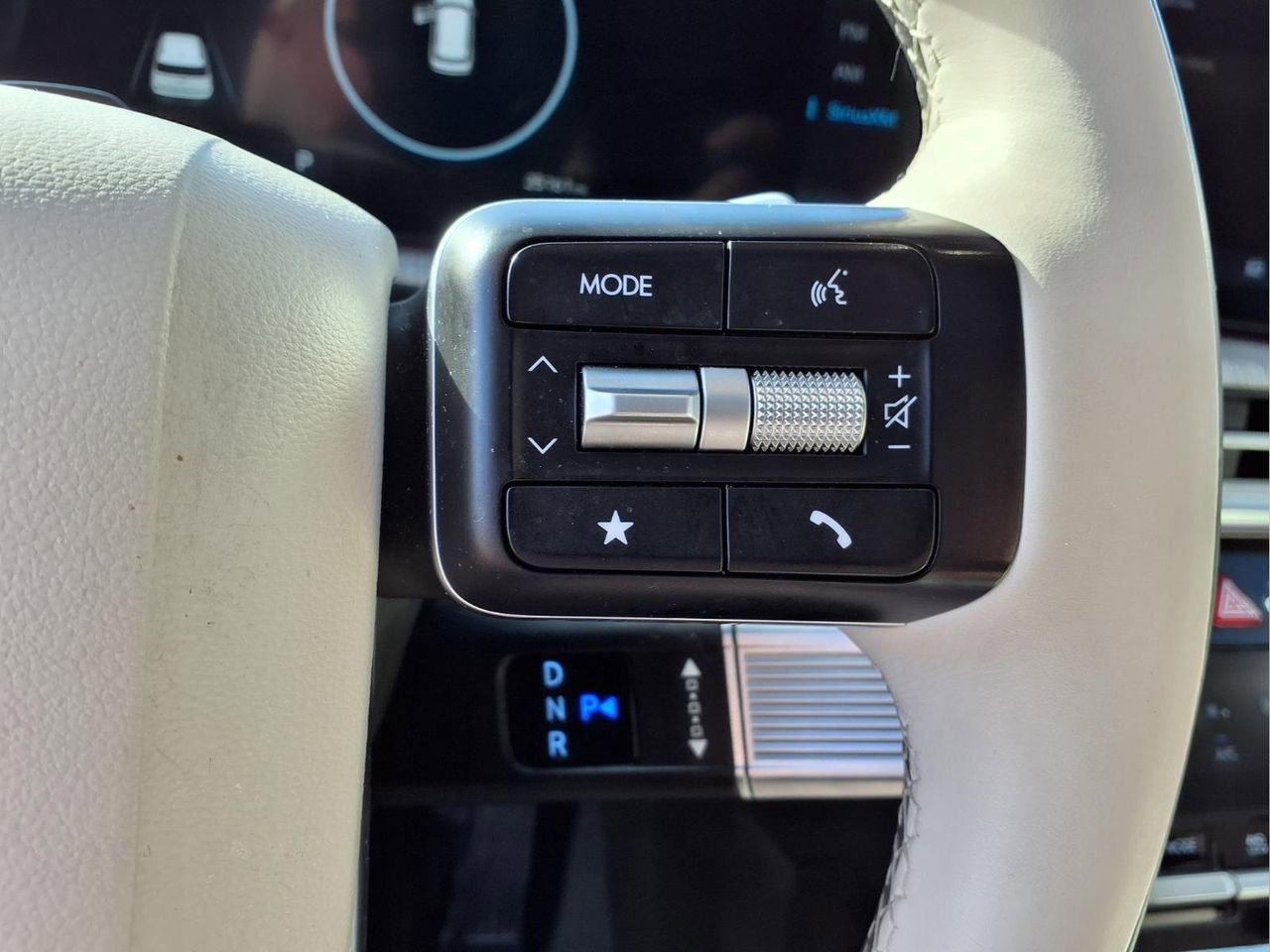 Used 2024 Hyundai Santa Fe Calligraphy image 26