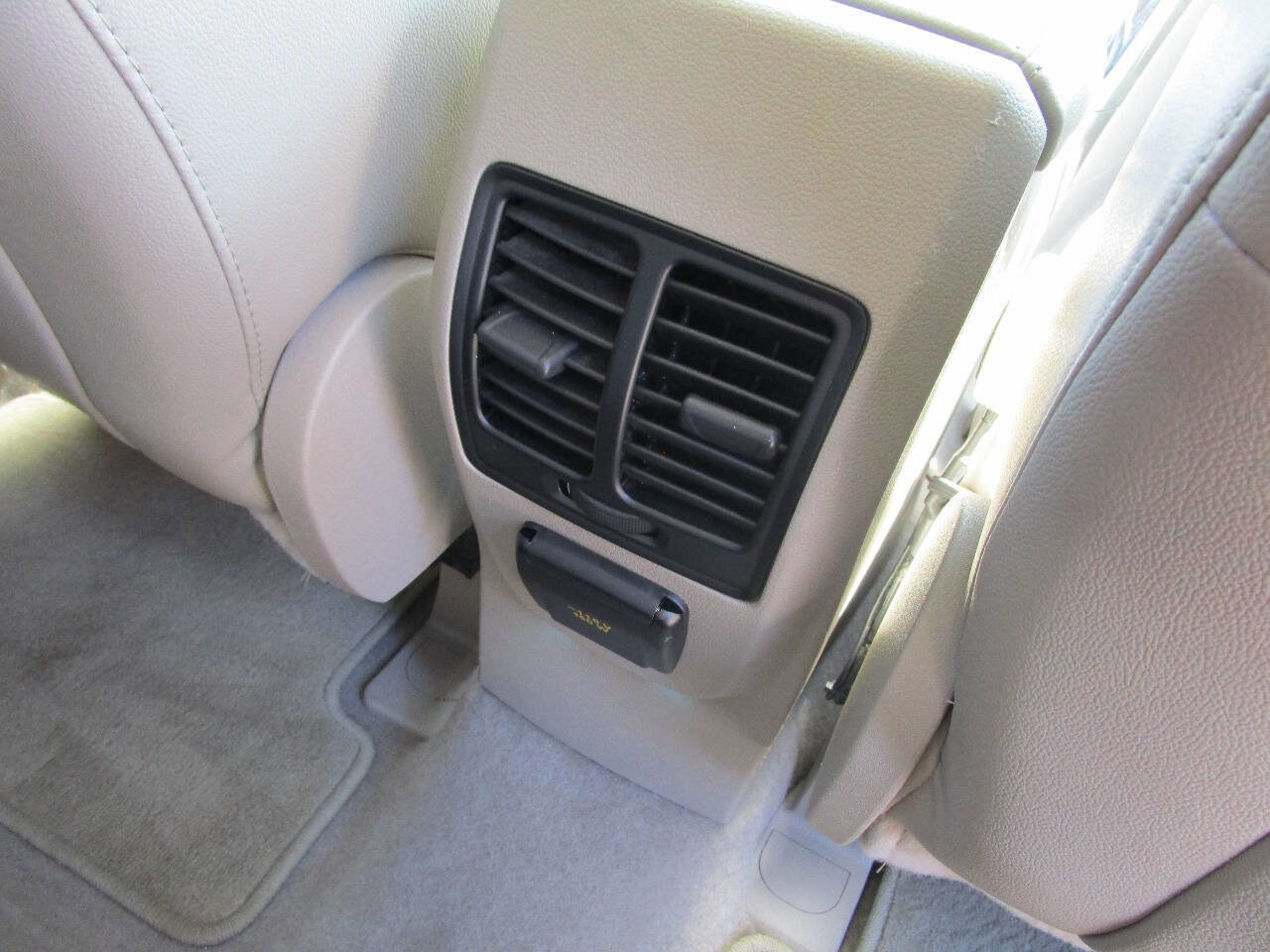 Used 2013 Ford Escape SEL image 39