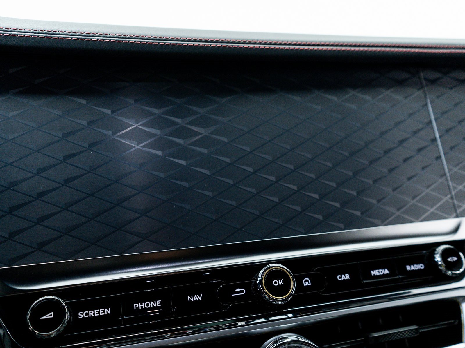 New 2025 Bentley Flying Spur Plug-In Hybrid image 41