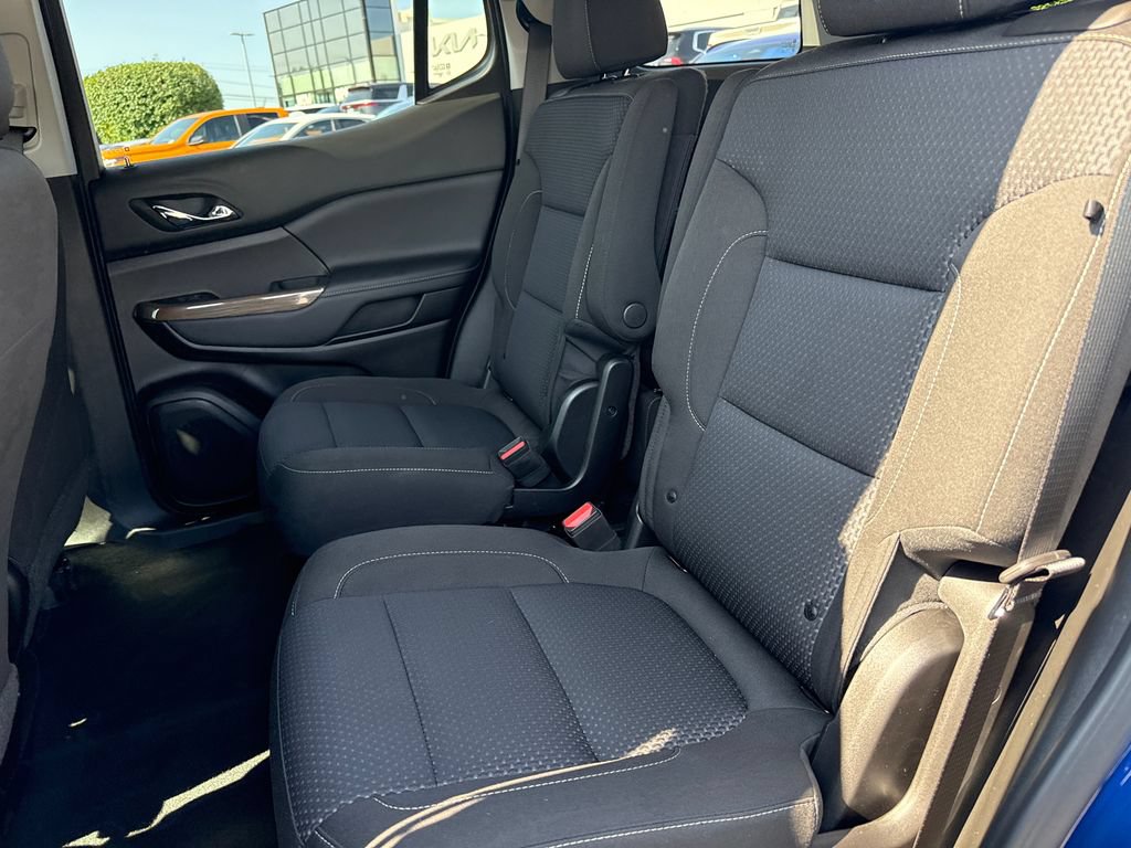 Certified 2023 GMC Acadia SLE w/ Elevation Edition AWD/4WD image 29