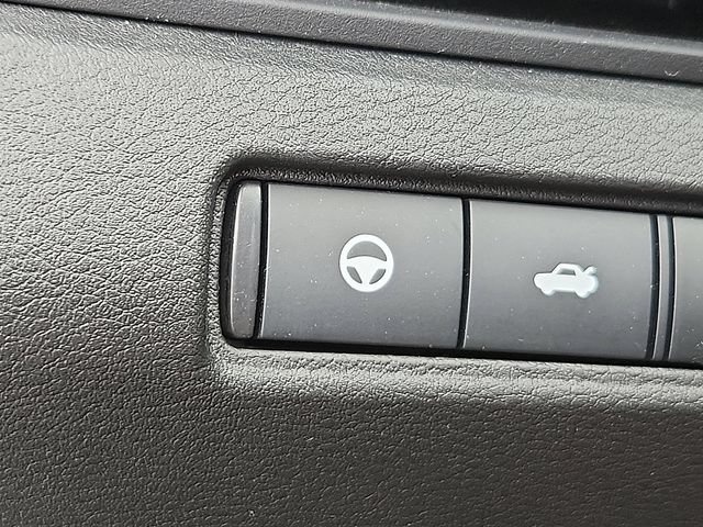 Used 2023 Nissan Altima 2.5 SL AWD/4WD image 21