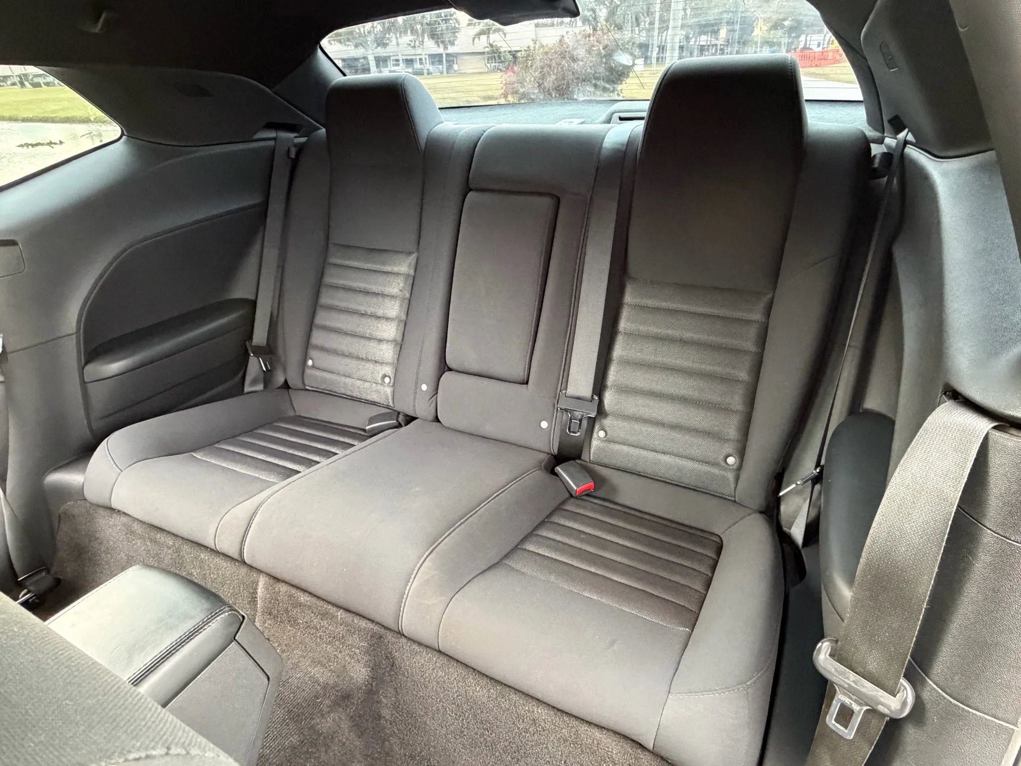 Used 2010 Dodge Challenger SE image 16