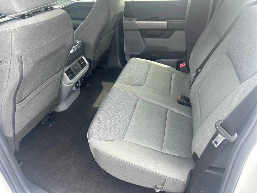 Used 2024 Ford F150 Lightning XLT AWD/4WD image 30