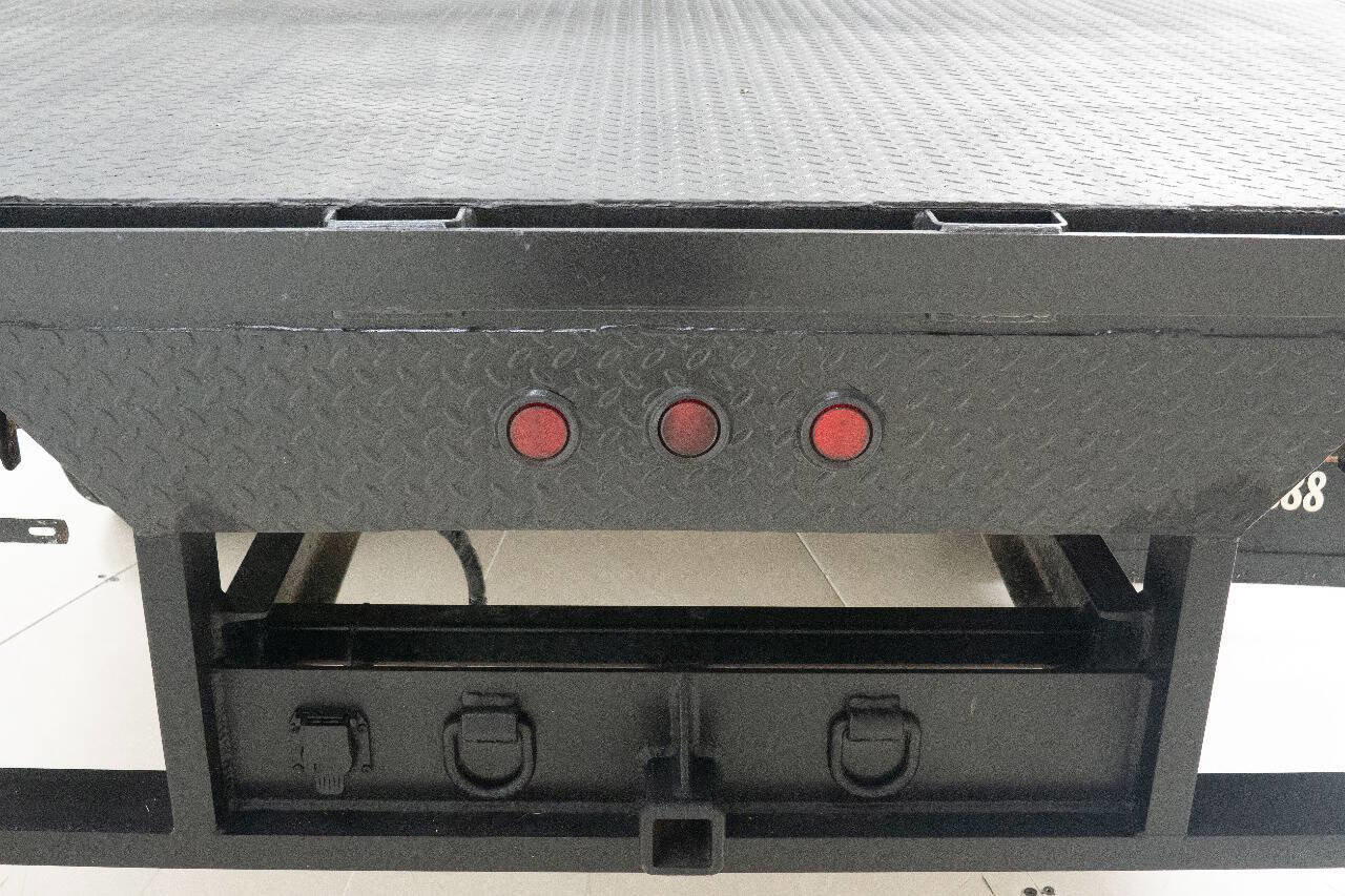 Used 2002 Chevrolet Silverado 3500 2WD Extended Cab image 15