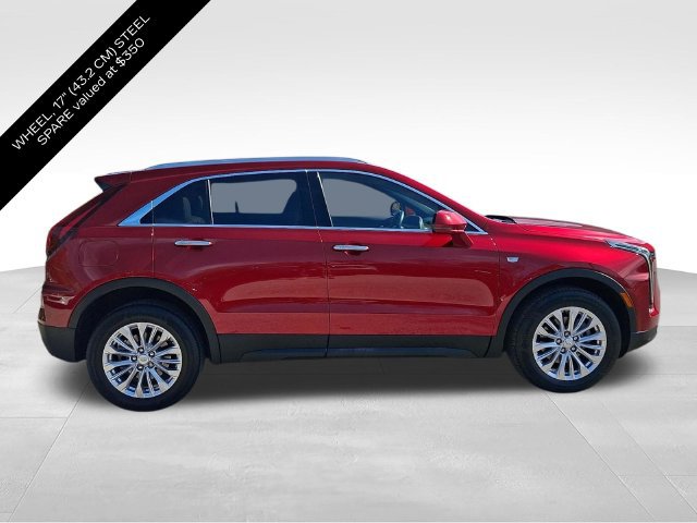 Used 2024 Cadillac XT4 Luxury w/ Cold Weather Package AWD/4WD image 10