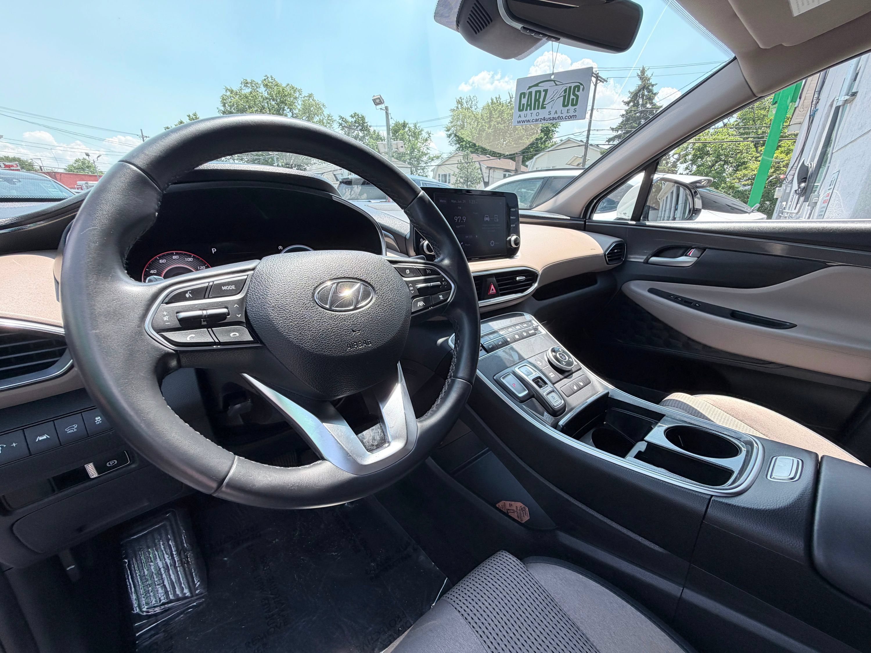 Used 2021 Hyundai Santa Fe SEL w/ Convenience Package AWD/4WD image 16