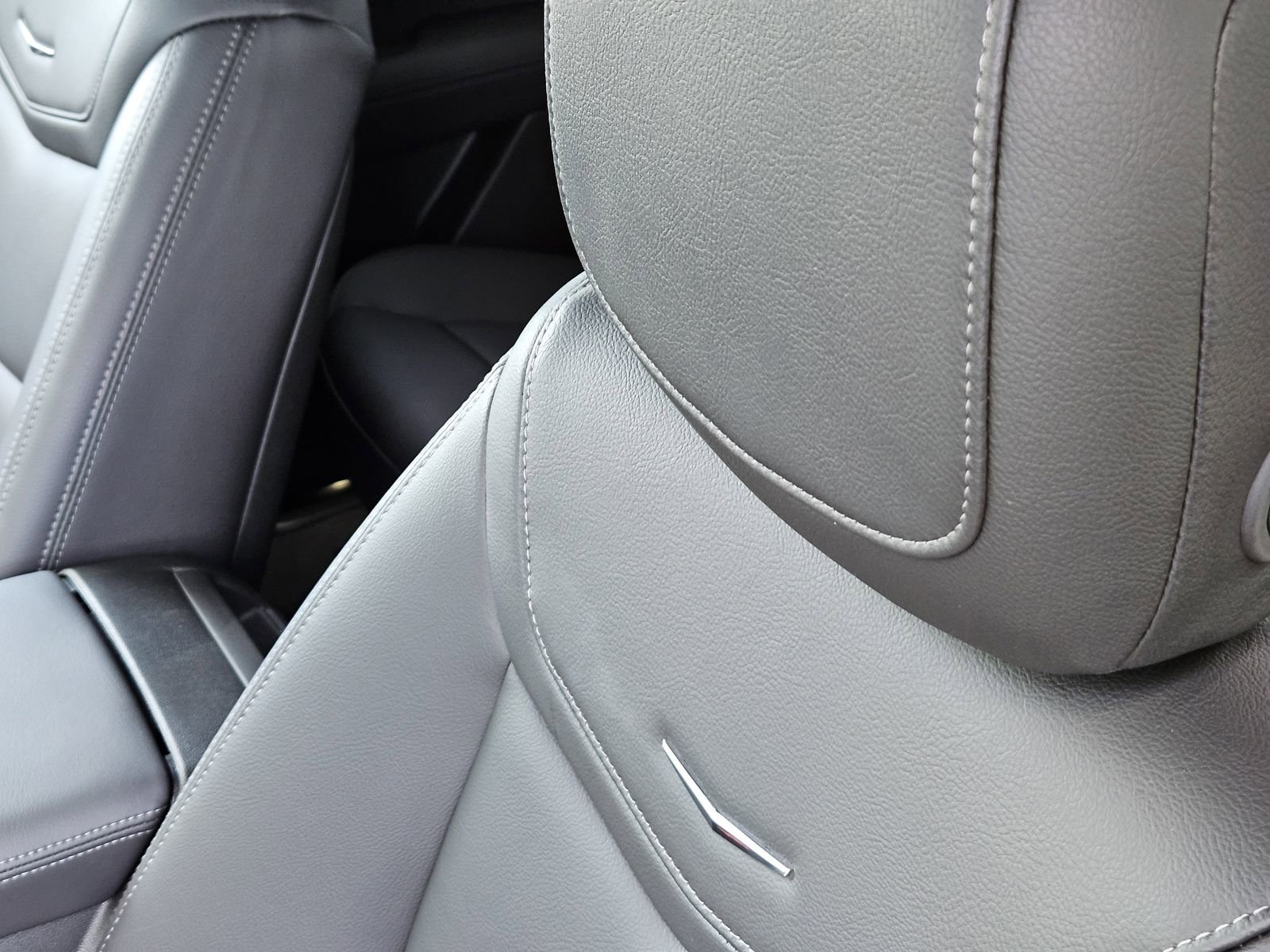 New 2026 Cadillac XT5 Luxury image 27