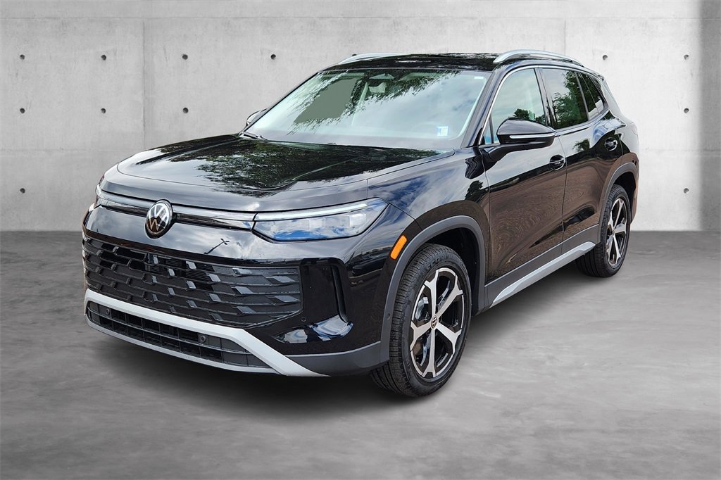 New 2025 Volkswagen Tiguan SE image 20