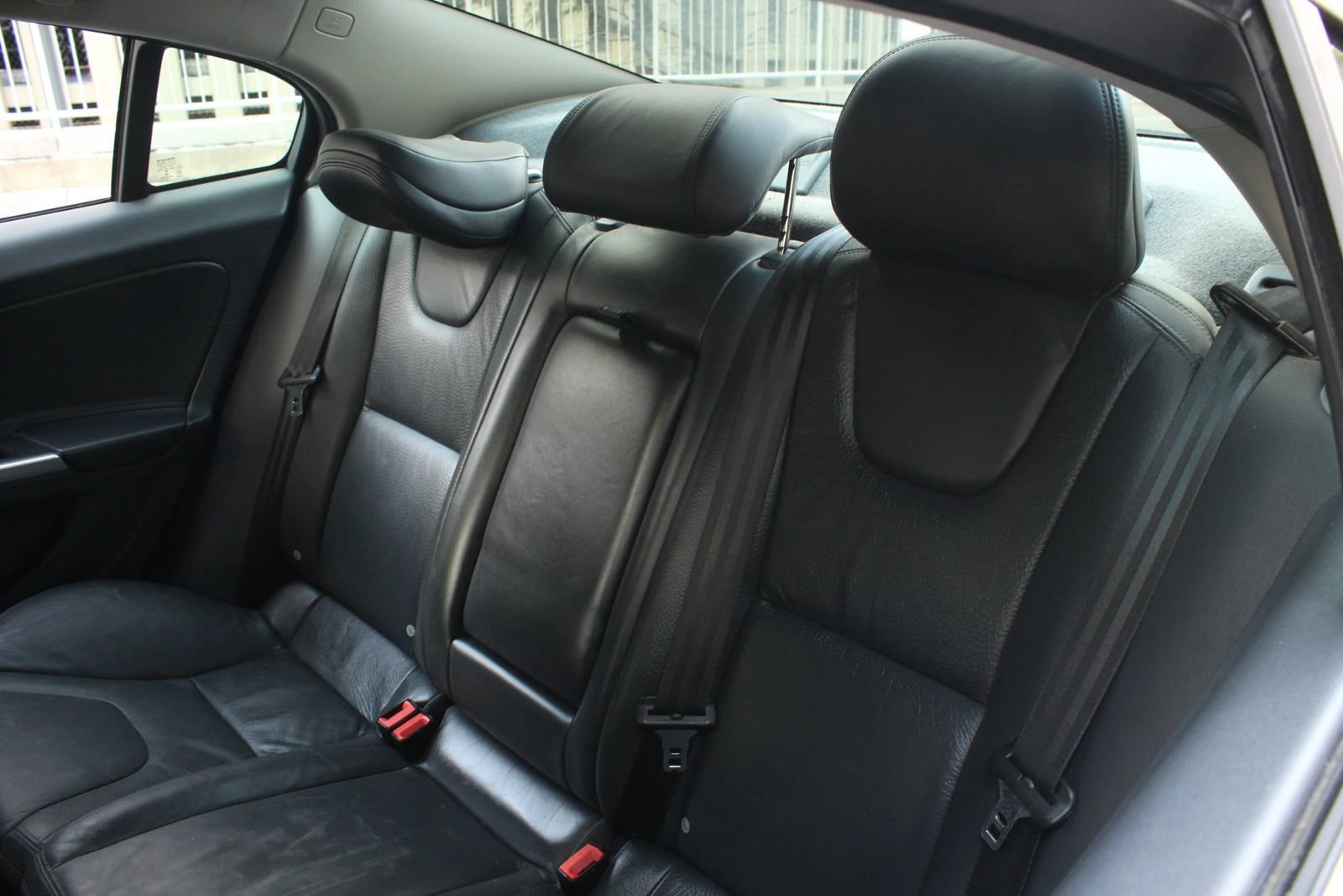 Used 2014 Volvo S60 T5 FWD image 18