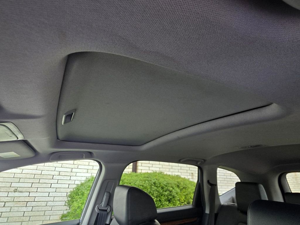Used 2021 Honda CR-V EX-L image 7