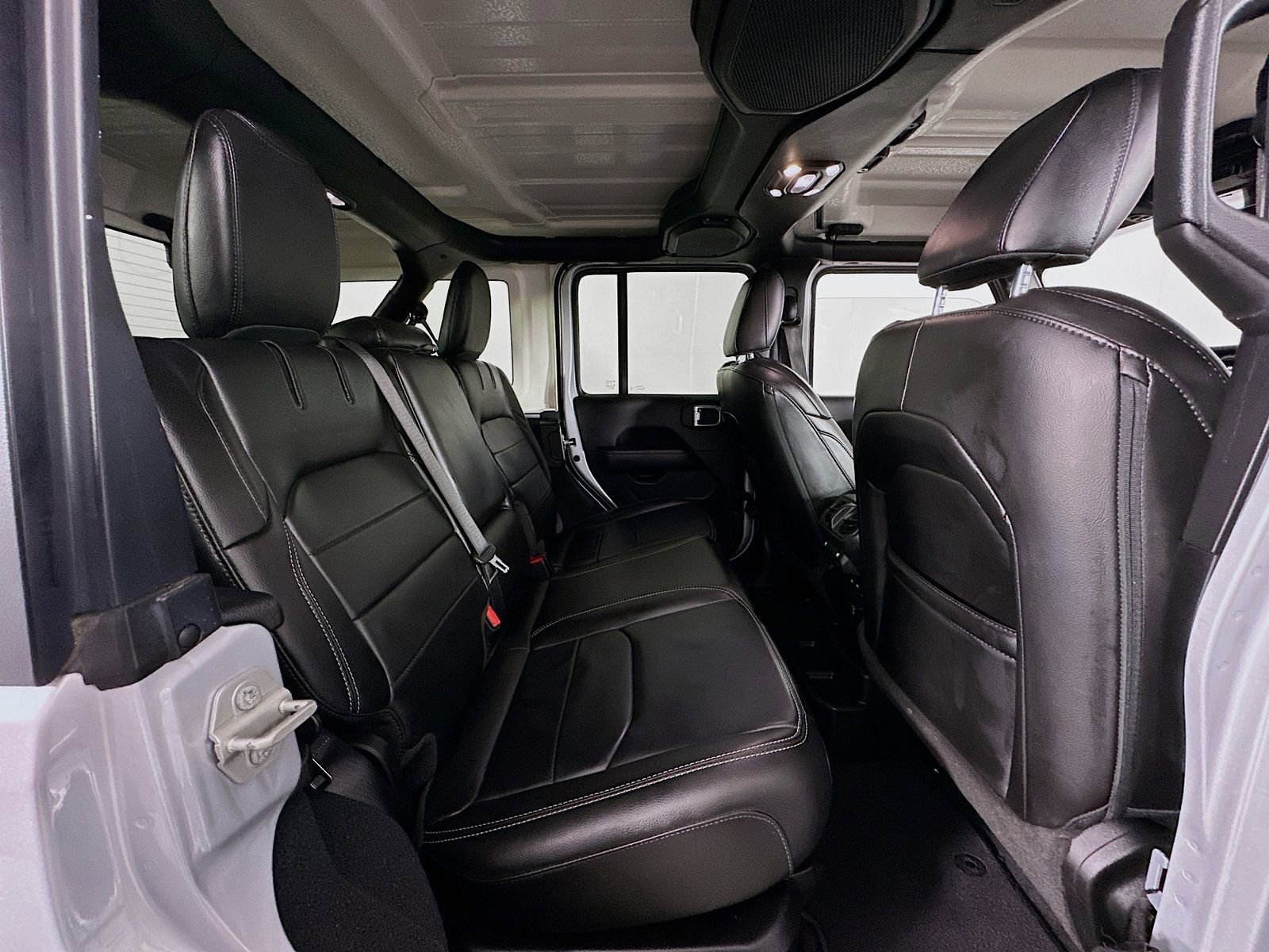 Used 2023 Jeep Wrangler Sahara 4xe image 28