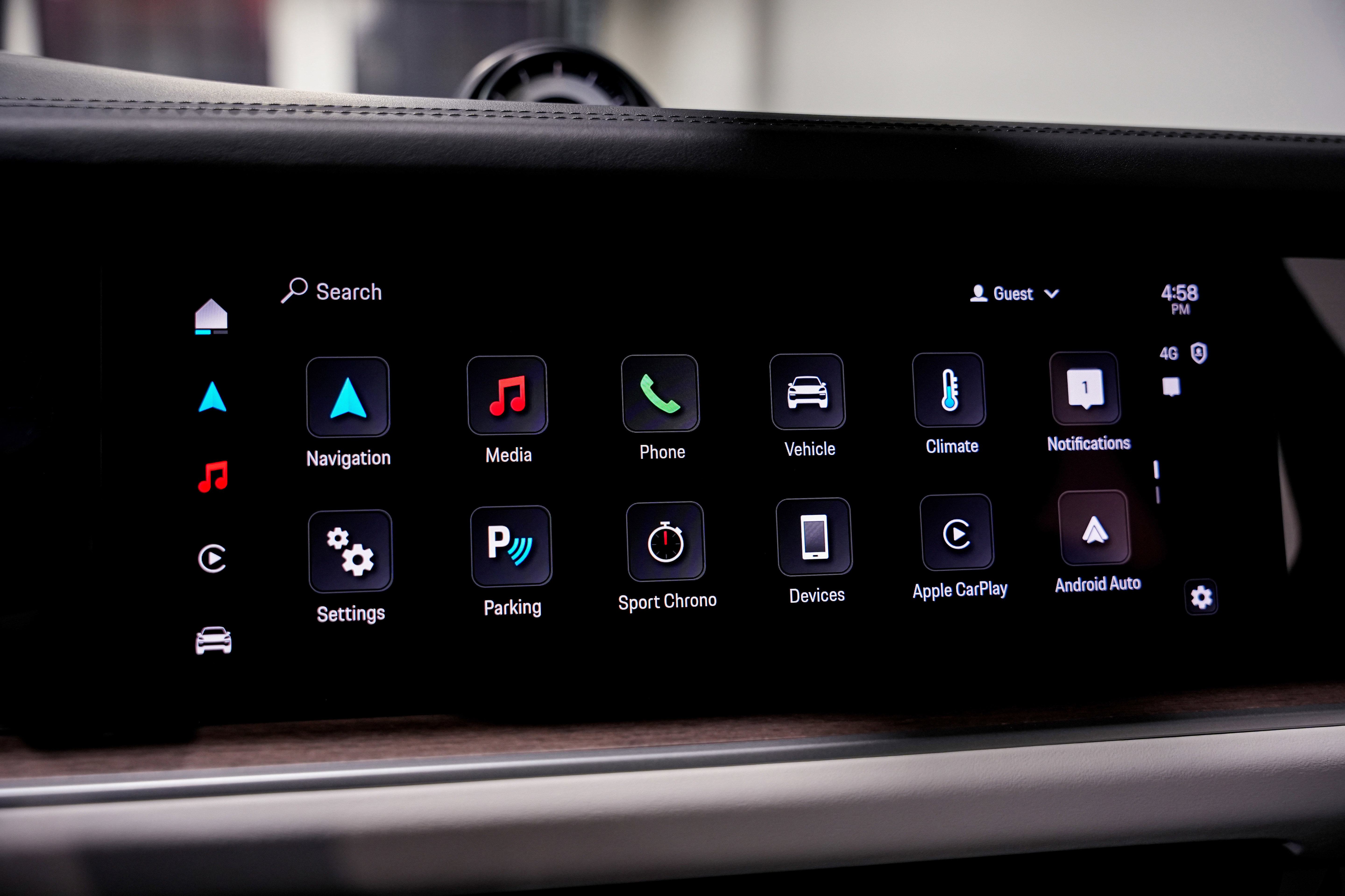 Used 2024 Porsche Cayenne S image 15