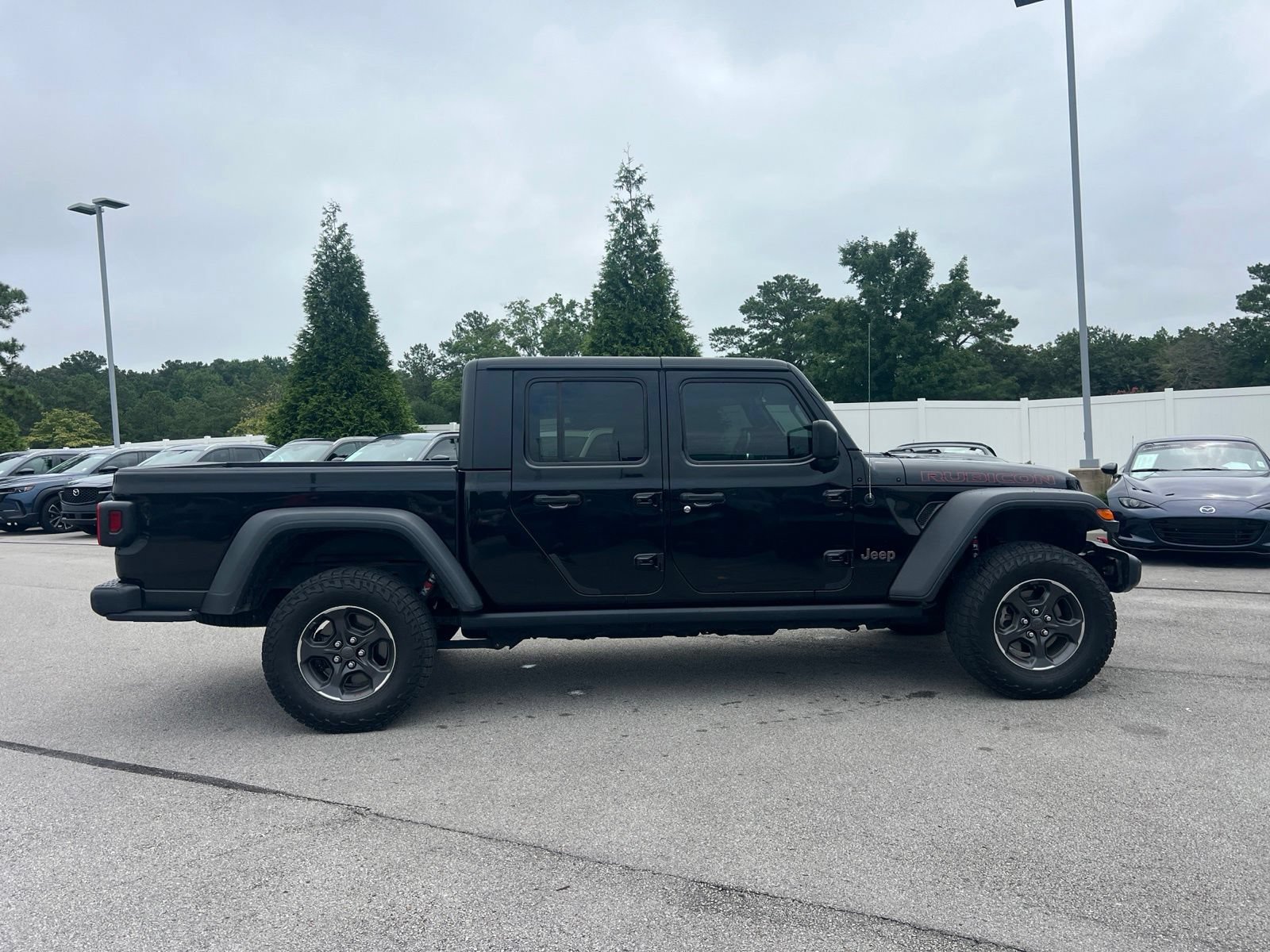 Used 2020 Jeep Gladiator Rubicon AWD/4WD image 9
