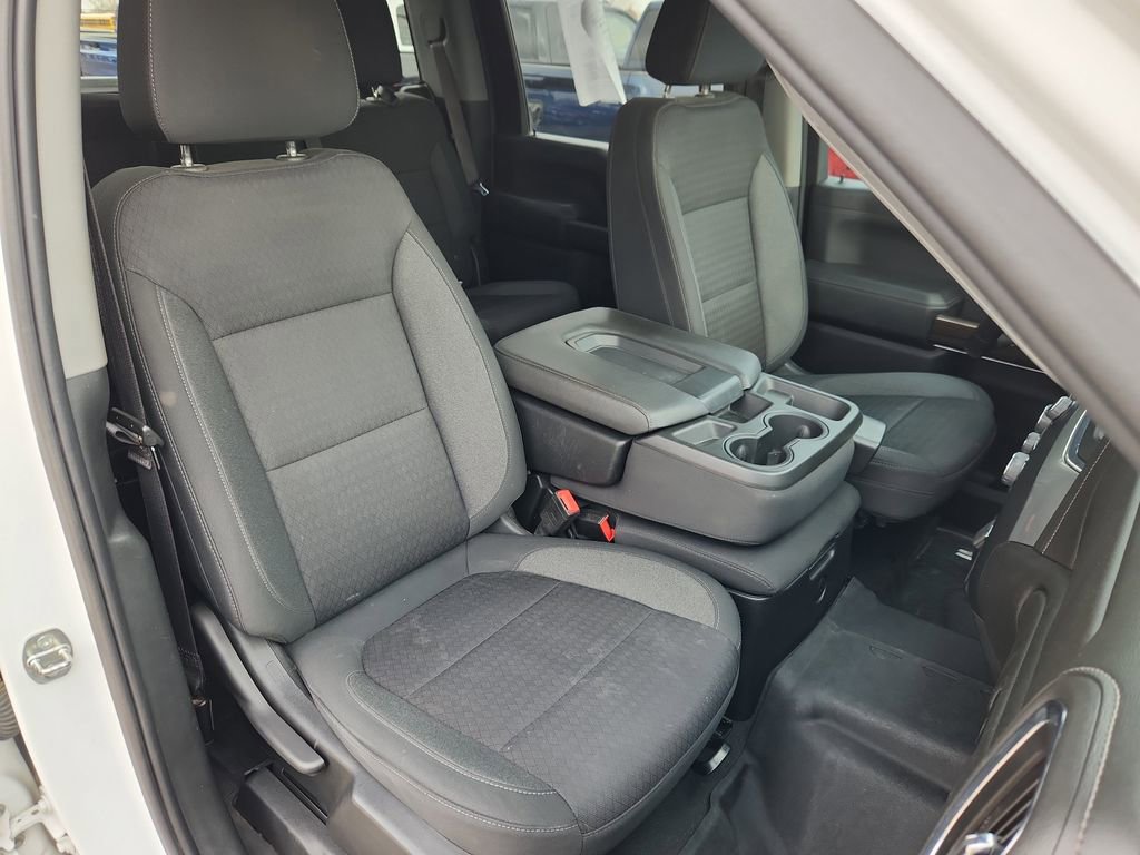 Used 2022 Chevrolet Silverado 3500 LT w/ Convenience Package image 14