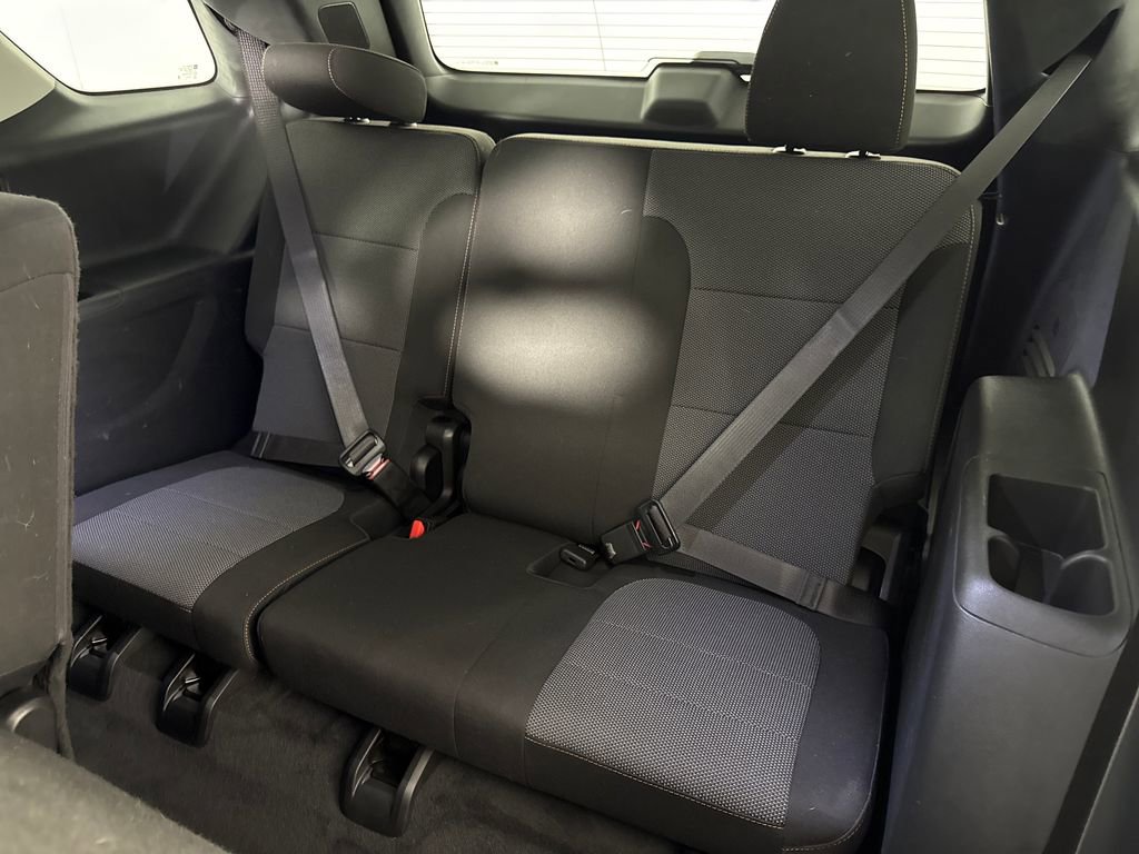 Used 2020 Chevrolet Traverse LT FWD image 14